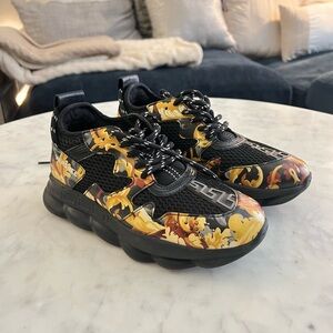 Versace Kids chain reaction